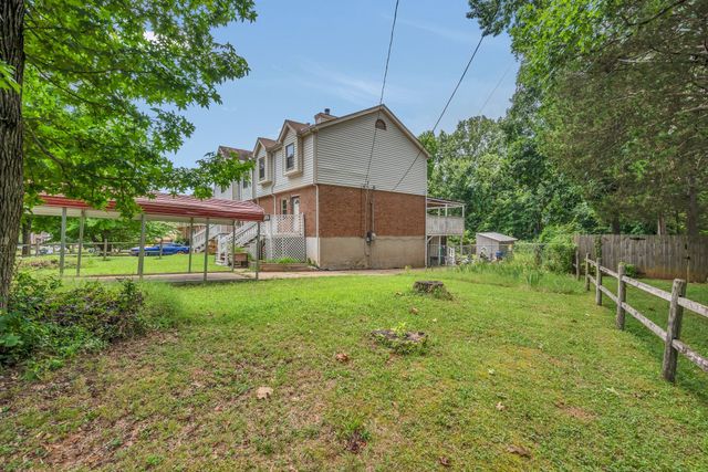 5156 Hunters Point Ln, Hermitage, TN 37076