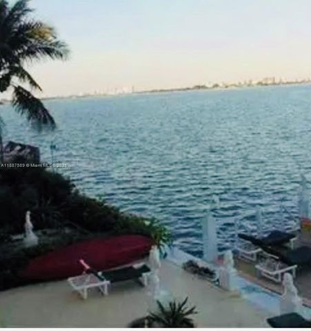 7941 East Dr, North Bay Village, FL 33141