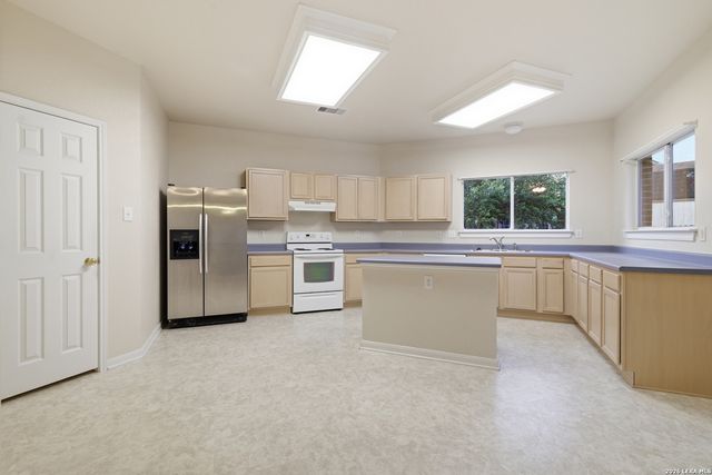 4610 Bending Grove, San Antonio, TX 78259
