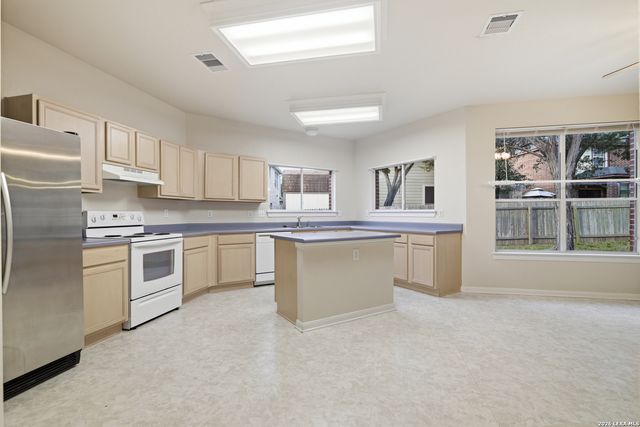 4610 Bending Grove, San Antonio, TX 78259
