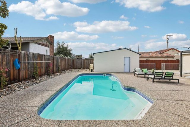 660 N White Road, San Jose, CA 95127