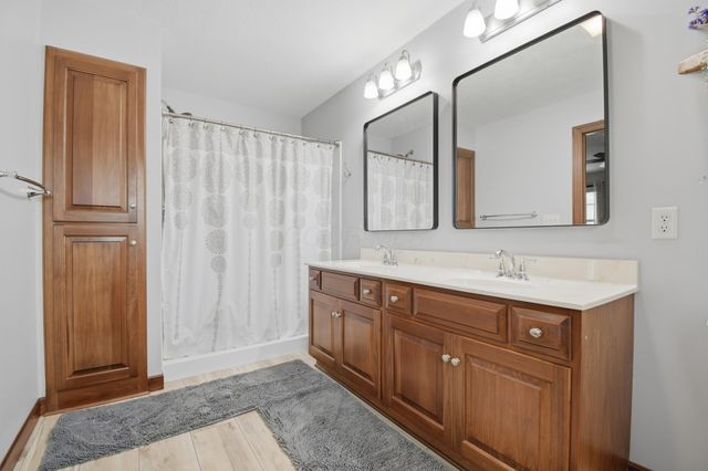 48 Struble Circle, Fredericktown, OH 43019