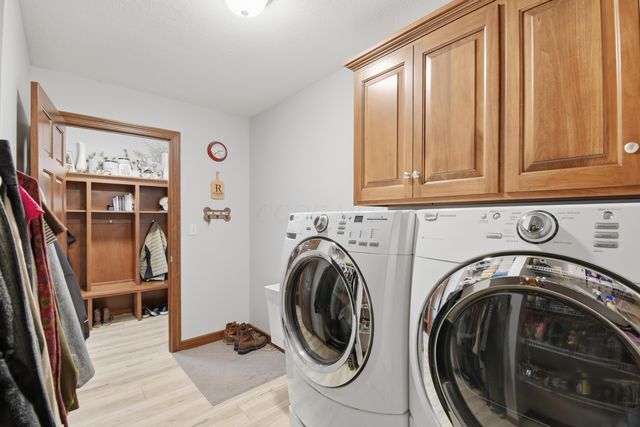 48 Struble Circle, Fredericktown, OH 43019