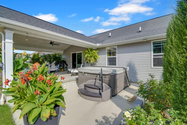 48 Struble Circle, Fredericktown, OH 43019