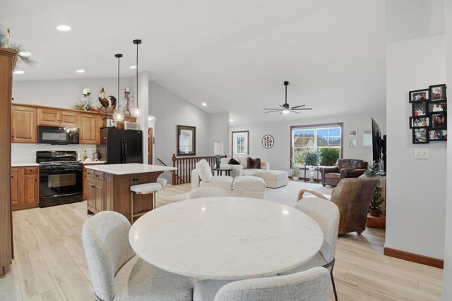 48 Struble Circle, Fredericktown, OH 43019