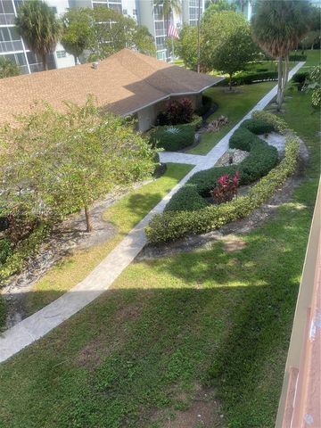 610 NE 12th Ave 308, Hallandale Beach, FL 33009