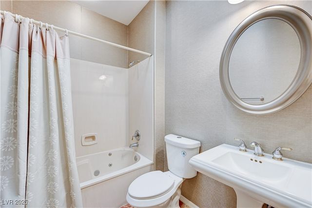 2738 Grand Forks Road, Henderson, NV 89052