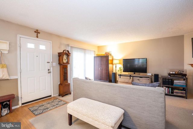 27 DREWES CT, Lawrenceville, NJ 08648