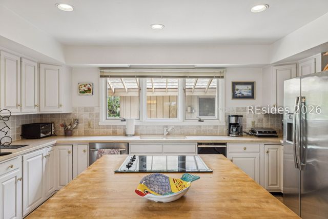 63 Baynard Park Rd, Hilton Head Island, SC 29928