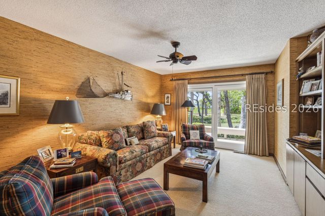 63 Baynard Park Rd, Hilton Head Island, SC 29928