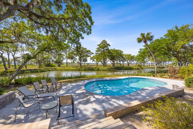 63 Baynard Park Rd, Hilton Head Island, SC 29928