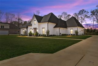 347 Ridge Drive, Stonewall, LA 71078