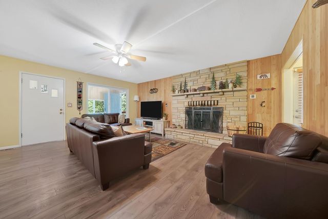 19541 Woodridge Dr, Pioneer, CA 95666