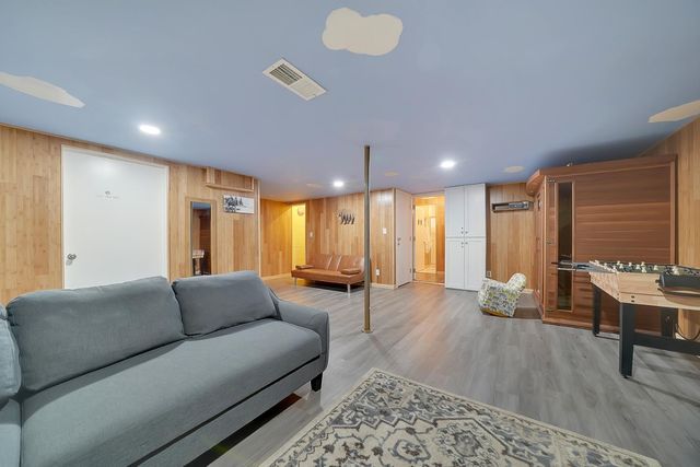 19541 Woodridge Dr, Pioneer, CA 95666