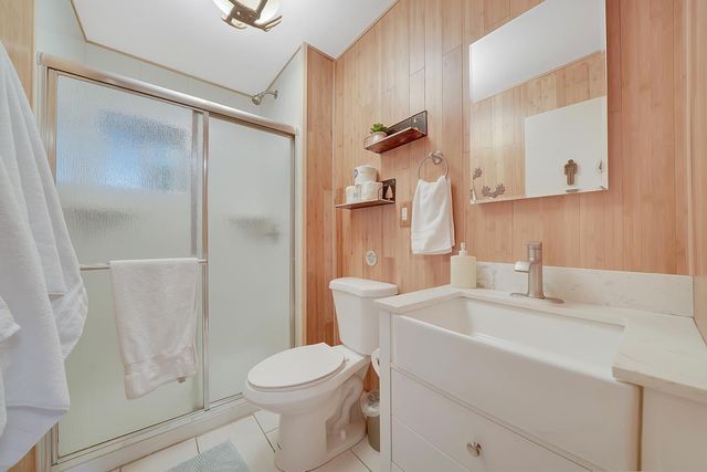 19541 Woodridge Dr, Pioneer, CA 95666