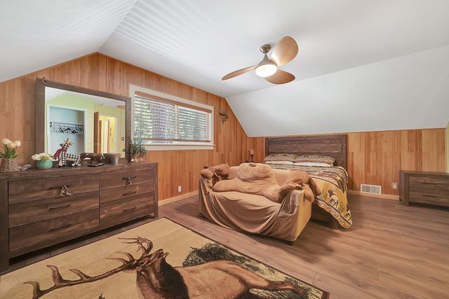 19541 Woodridge Dr, Pioneer, CA 95666