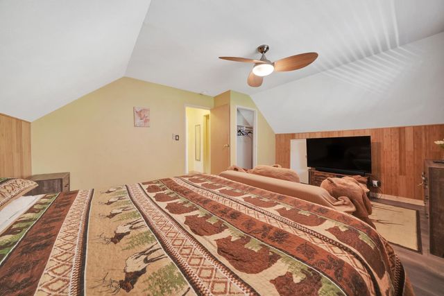 19541 Woodridge Dr, Pioneer, CA 95666