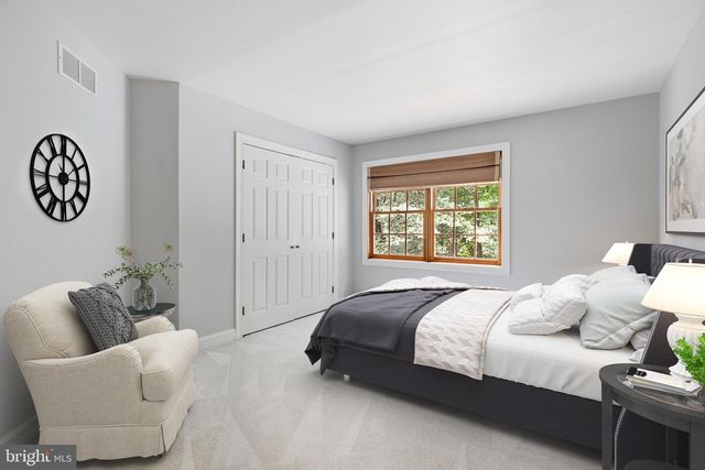 23 MIDDLETON LN, Landenberg, PA 19350