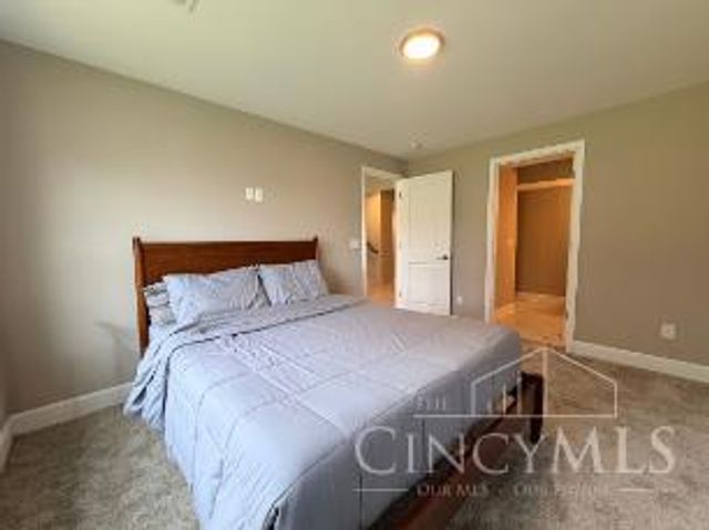 6723 Daniels Walk, Cincinnati, OH 45233