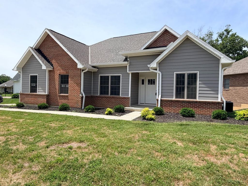 6723 Daniels Walk, Cincinnati, OH 45233