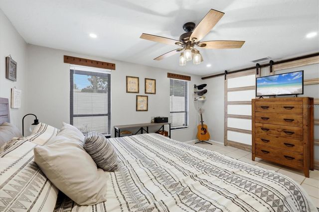 4913 ALMANZA AVENUE, Sarasota, FL 34235