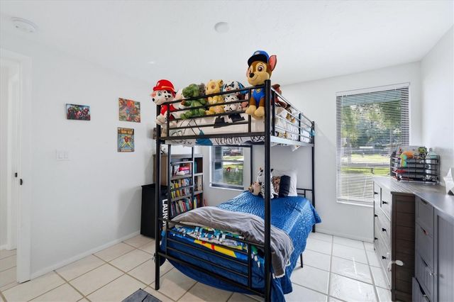 4913 ALMANZA AVENUE, Sarasota, FL 34235