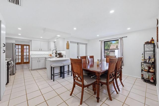 4913 ALMANZA AVENUE, Sarasota, FL 34235