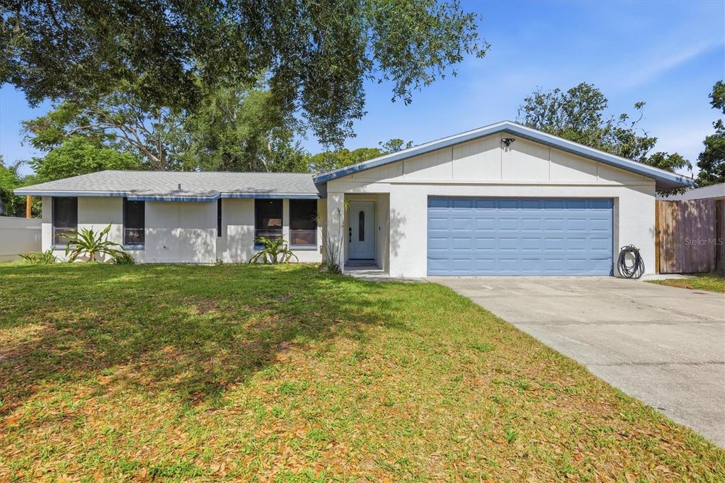 4913 ALMANZA AVENUE, Sarasota, FL 34235
