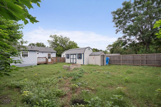 515 Wyeth ST, Taylor, TX 76574