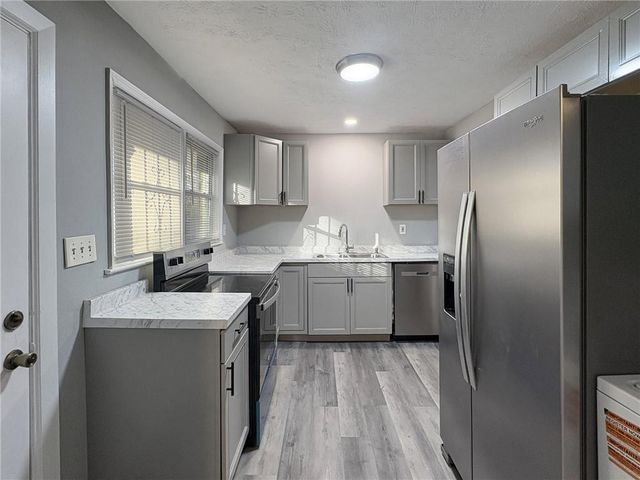 2955 Wanda SW Circle, Atlanta, GA 30315