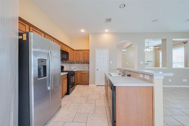 2918 Crescent Oaks Park Lane, Spring, TX 77386