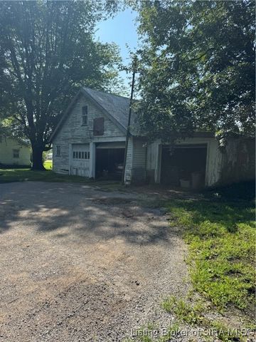 862 S Gardner Street, Scottsburg, IN 47170