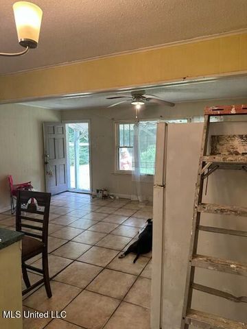 10333 34th Avenue, Gulfport, MS 39503