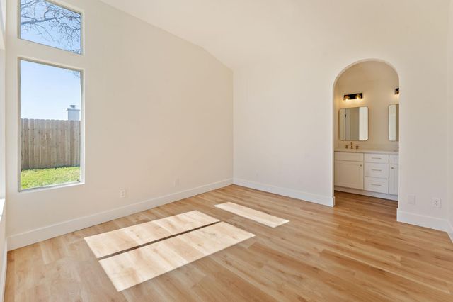 8438 Cold Water Ct, Elk Grove, CA 95624