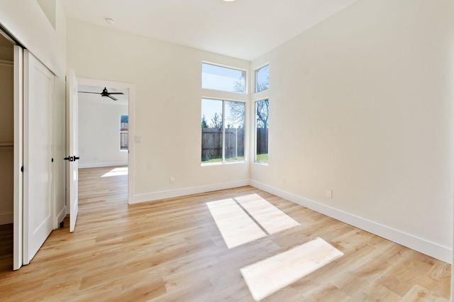 8438 Cold Water Ct, Elk Grove, CA 95624