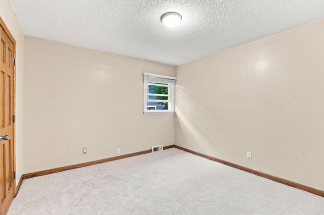 851 Brisbin Street, Anoka, MN 55303