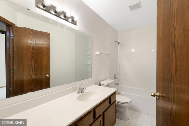 12930 Emmer Place, Apple Valley, MN 55124