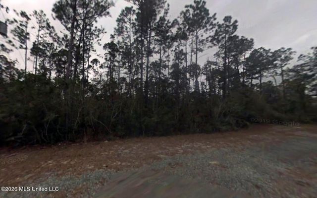 730 Kome Drive, Diamondhead, MS 39525