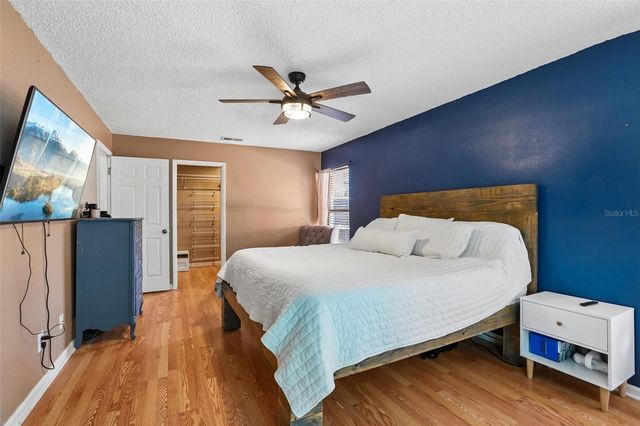 6805 LONGPOINTE WAY, Tampa, FL 33615
