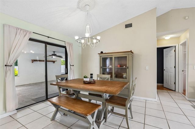 6805 LONGPOINTE WAY, Tampa, FL 33615
