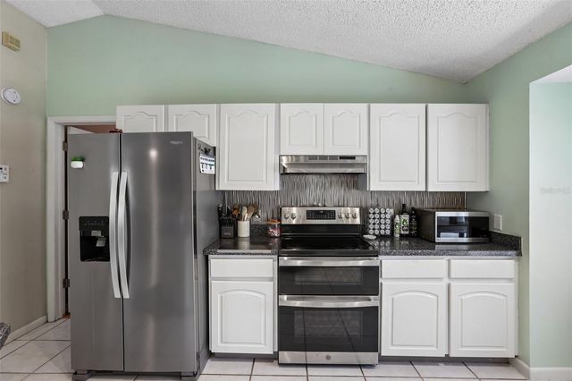 6805 LONGPOINTE WAY, Tampa, FL 33615