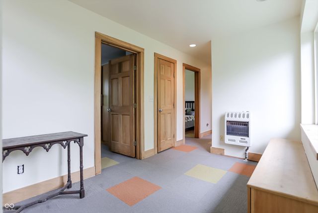 7070 S 650 W, Columbus, IN 47201