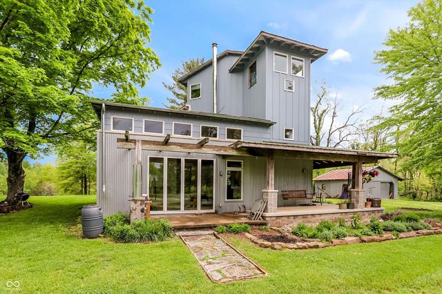 7070 S 650 W, Columbus, IN 47201