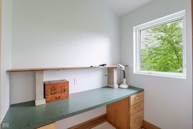 7070 S 650 W, Columbus, IN 47201