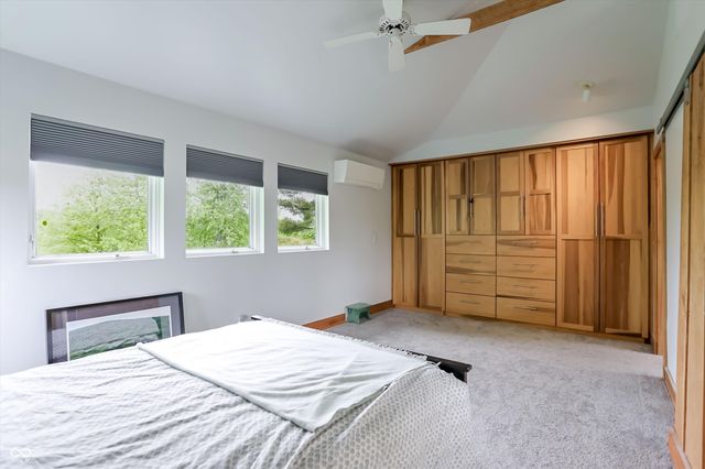 7070 S 650 W, Columbus, IN 47201