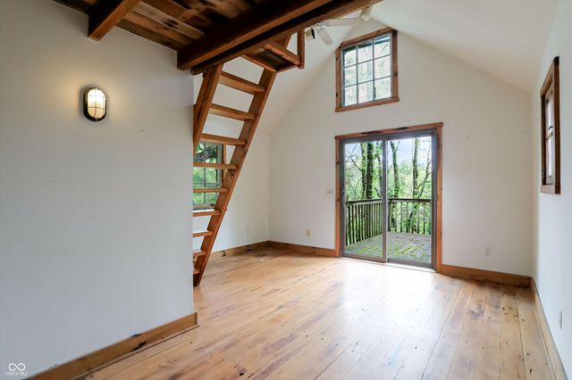 7070 S 650 W, Columbus, IN 47201