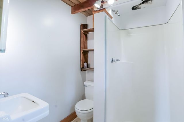 7070 S 650 W, Columbus, IN 47201