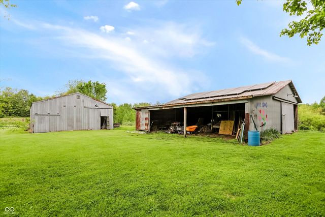 7070 S 650 W, Columbus, IN 47201