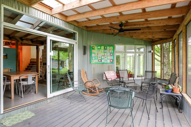7070 S 650 W, Columbus, IN 47201
