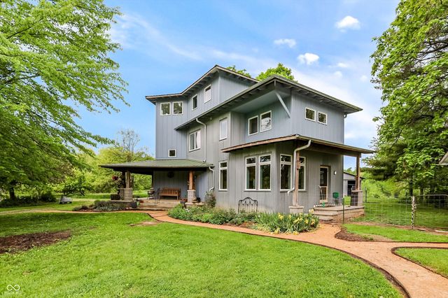 7070 S 650 W, Columbus, IN 47201